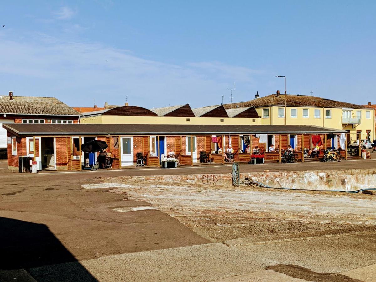Motel Harbour Sleep Neksø Exterior foto